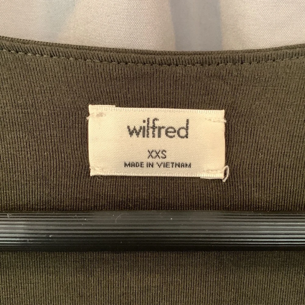 Forest Green Aritzia Dress - Picture 4 of 4